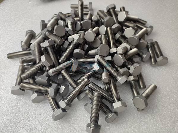 Zirconium hexagonal head bolt in full thread 